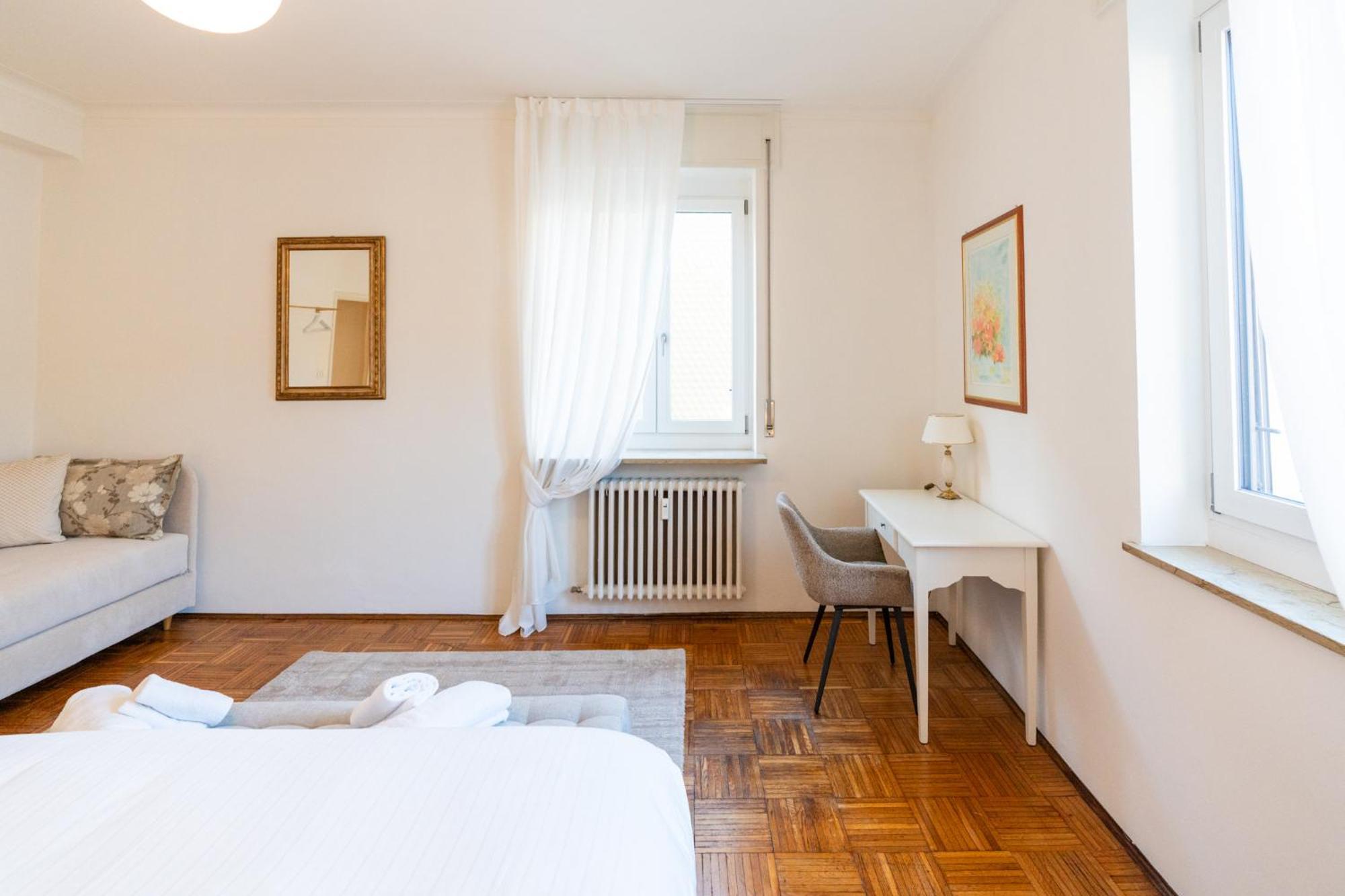 Domus Verona - Elegante Residenza Con Affaccio Su Porta Leoni Værelse billede